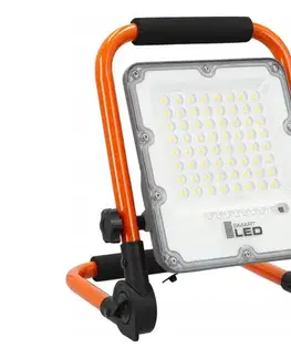 LED osvetlenie SmartLED LED nabíjateľný reflektor so stojanom LED/30W/3,2V 4500K 5000 mAh IP65 oranžový 5890