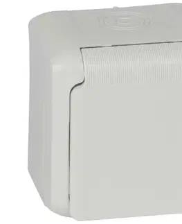 Predlžovacie káble Legrand - Nástenná domová zásuvka 250V/16A FORIX IP44 biela 782375