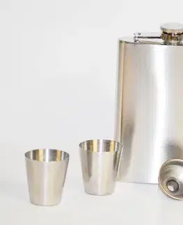 Kelímky, poháriky MAKRO - Sada 1x ploskačka 250ml, 4x poháriky, 1x lievik