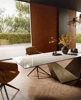 Jedálenské stoly DELIFE Jedálenský stôl Edge 300×100 cm keramika onyx šampanské prizmový metalický zlatý
