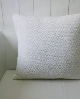 Dekoračné obliečky Obliečka na vankúš Sveter (2) 45x45 biely