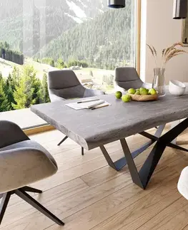Jedálenské stoly DELIFE Jedálenský stôl Edge 220x100 XL akácia platinová pavúk plochá oceľ čierna Live-Edge