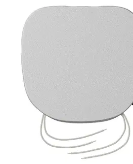 Sedáky Boris s viazaním
