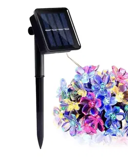 LED osvetlenie  LED RGB solárny reťazec 50xLED/0,12W/1,2V 1xAA IP44 600 mAh KTLLE50RGB