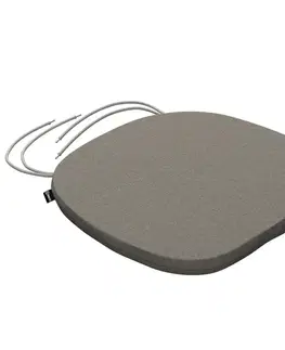 Sedáky Boris s viazaním