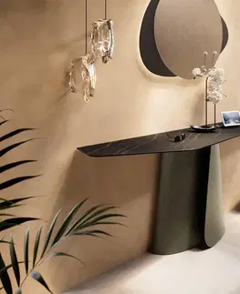 Konzolové stolíky DELIFE Konzolový stolík Edge polygonálny 180×50 cm keramika Laminam® Noir Desir hnedá Livos kov titanová farba