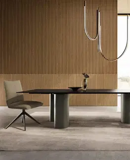 Jedálenské stoly DELIFE Jedálenský stôl Edge 300x100 keramika Laminam®Noir Desir hnedá pilier kov efekt titán