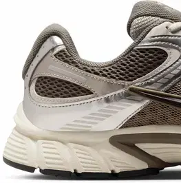 Tenisky Nike V5 RNR M Veľkosť: 42,5 EUR