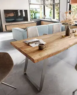 Jedálenské stoly DELIFE Jedálenský stôl Edge 280x100 XL akácia prírodná nerezová oceľ skosený Live-Edge