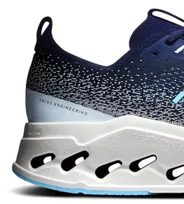 Trail On Cloudsurfer Max M Veľkosť: 42,5 EUR