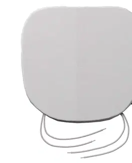 Sedáky Boris s viazaním