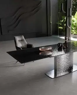 Jedálenské stoly DELIFE Jedálenský stôl Edge 200-300x100 reliéfne sklo dymovo čierna 3D dizajn vlna nerezová oceľ rozkladací