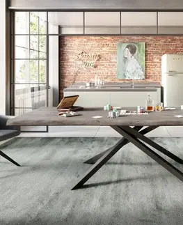 Jedálenské stoly DELIFE Jedálenský stôl Edge 260x100 XL akácia platinová krížová podstava obdĺžnik čierna Live-Edge