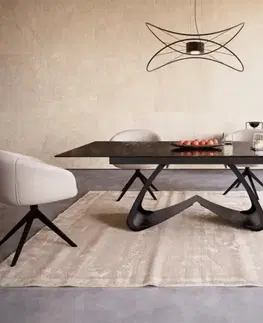 Jedálenské stoly DELIFE Jedálenský stôl Edge 180-220x100 reliéfne sklo dymovo čierna 3D dizajn podstava v tvare W čierna rozkladací