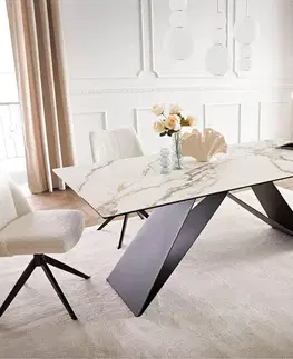 Jedálenské stoly DELIFE Jedálenský stôl Edge 200x100 keramika Calacatta Luxe bielo-zlato-šedá podstava v tvare V plochá oceľ čierna