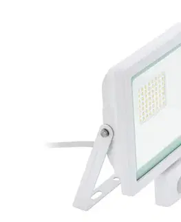 LED osvetlenie Eglo 64876 - LED Reflektor so senzorom FILETTI LED/30W/230V 3000K IP44 biela 64876