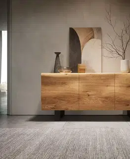 Komody DELIFE Komoda New Live-Edge 145 cm dub prírodný 3 dvierka kovová podstava čierna