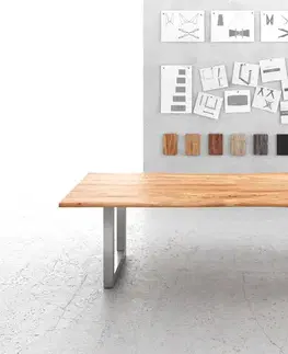 Jedálenské stoly DELIFE Jedálenský stôl Edge 240x100 cm akácia prírodná nerezová oceľ široký Live-Edge