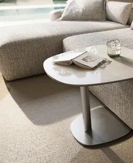 Odkládací stolky DELIFE Konferenčný stolík Edge zaoblený tvar 60×60 cm keramika onyx šampanské Eleny nerezová oceľ kefovaná