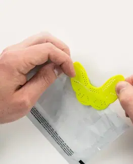 Hokejové doplnky Balíček pre tvarovanie chráničov zubov SISU Heat Pack