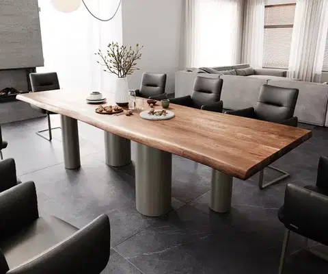 Jedálenské stoly DELIFE Jedálenský stôl Edge 300x100 XL akácia hnedá podstava kov titánová farba Live-Edge
