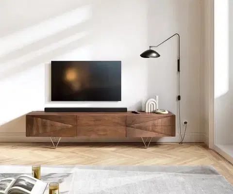Televízne stolíky DELIFE Dizajnový TV stolík Wyatt 175 cm akácia hnedá 1 výklopné dvierka