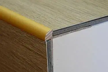 Schodové lišty a profily Schodový profil pre krytiny do 5 mm (skrutkovací) Bronz E03