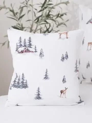 Dekoračné obliečky MKLozkoviny.sk Flanelová obliečka na vankúš 40 x 40 cm - Zimný les-  -