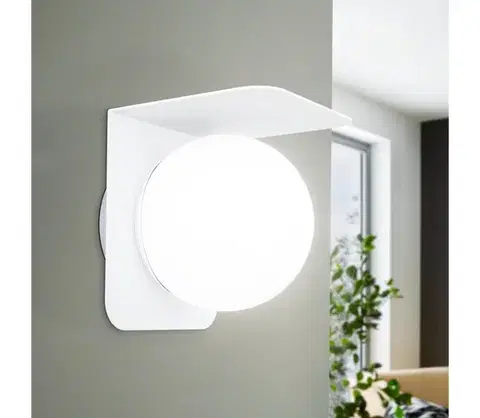 Svietidlá Eglo 99582 - Vonkajšie nástenné svietidlo CORRIENTES 1xE27/15W/230V IP44 biela 99582