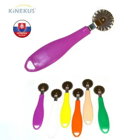 Vykrajovače Kinekus Radielko na cesto nerez/plast CKS