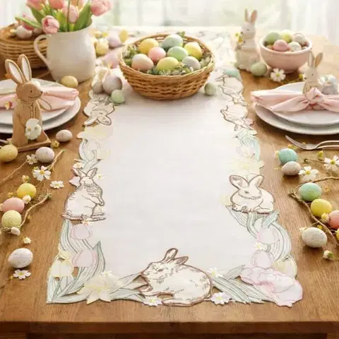 Obrusy Veľkonočný obrus Veľkonočná lúka 40x110cm TiaHome