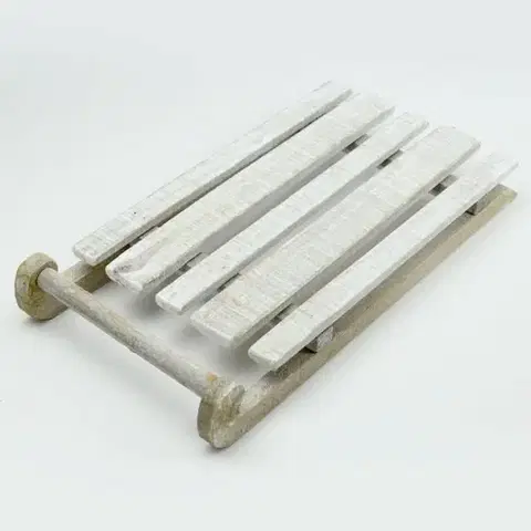 Vianočné ozdoby a dekorácie Kinekus Dekorácia sánky 42x21x6 cm drevo biele