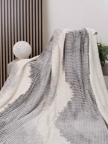 Deky MKLozkoviny.sk Luxusná baránková deka mikroplyš 150 × 200 cm – Yuliya