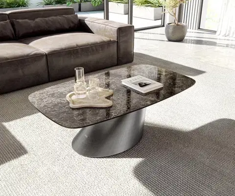 Konferenčné stolíky DELIFE Konferenčný stolík Edge zaoblený 120x70 cm keramika Laminam® Emperador Extra Lucidato tmavohnedá Conis metalická strieborná