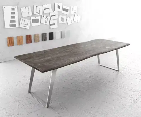 Jedálenské stoly DELIFE Jedálenský stôl Edge 260x100 cm akácia platinová nerezová oceľ strieborná skosený Live-Edge