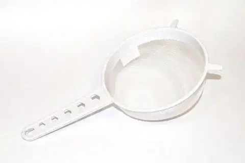 Sita Kinekus Sitko plastové 140mm so sieťkou, mramor