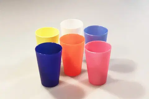 Kelímky, poháriky MAKRO - Poháre farebné plastové, sada 6ks 300ml