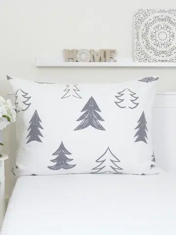 Dekoračné obliečky MKLozkoviny.sk Flanelová obliečka na vankúš 70 x 90 cm - Stromček-  -