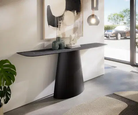 Konzolové stolíky DELIFE Konzolový stolík Edge zaoblený 180×40 cm keramika Laminam® Nero Greco antracitová Conos kov čierna