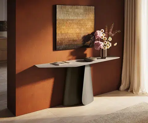 Konzolové stolíky DELIFE Konzolový stolík Edge polygonálny 180×50 cm keramika Laminam® Travertino Bianco krémovo biela Livos kov titánová farba