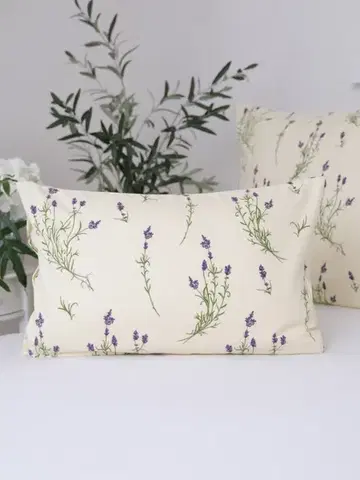Dekoračné obliečky MKLozkoviny.sk Flanelová obliečka na vankúš 40 x 60 cm - Levandule 02-  -