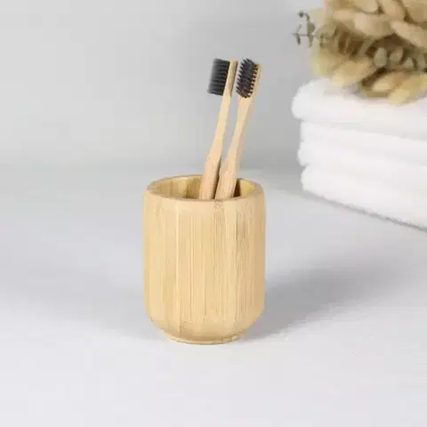 Kúpeľňové doplnky Pohárik BRM-0636