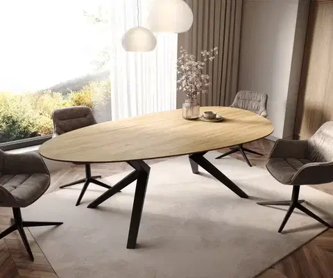 Jedálenské stoly DELIFE Jedálenský stôl Edge oválny 220x120 keramika Laminam® sabbia dubová farba Zenthara hranatý kov čierny