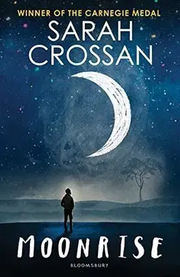 V cudzom jazyku Moonrise - Sarah Crossan