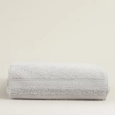 Uteráky Uterák Essence 70x140 cm light grey