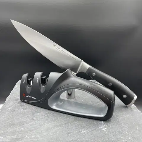 Sady nožov Wüsthof CLASSIC IKON nôž kuchársky 20 cm 4596/20 + brúska 4347- zvýhodnený set