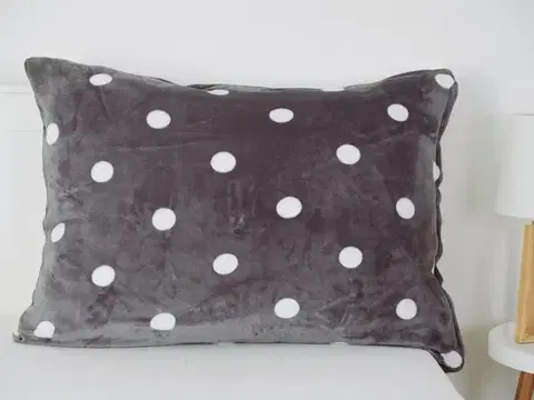 Dekoračné obliečky MKLozkoviny.sk Obliečka na vankúš mikroplyš 70 × 90 cm - Luca-  -