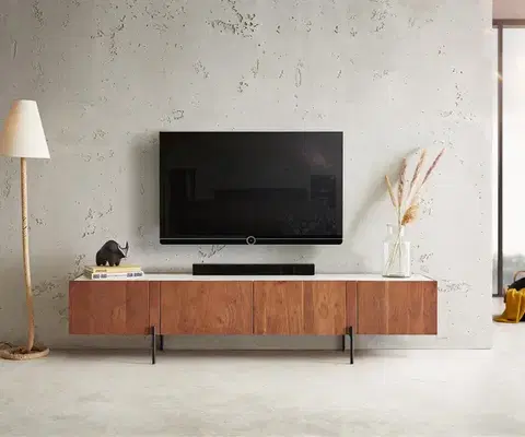 Televízne stolíky DELIFE TV stolík Secara 200 cm akácia hnedá 4 dvierka mramorové nohy čierna