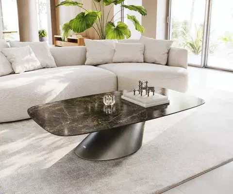 Konferenčné stolíky DELIFE Konferenčný stolík Edge zaoblený 140x80 cm keramika Laminam® Emperador Extra Lucidato tmavohnedá Conis metalická strieborná