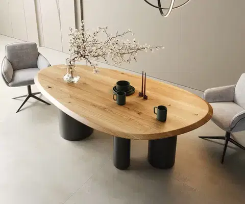 Jedálenské stoly DELIFE Jedálenský stôl Edge oválny 220x120x2,5 dub prírodný Troa kov čierny Flow-Edge